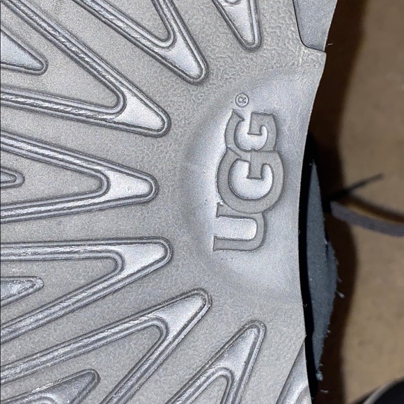 Occasionally worn Boys Ankle Uggs - Picture 5 of 5